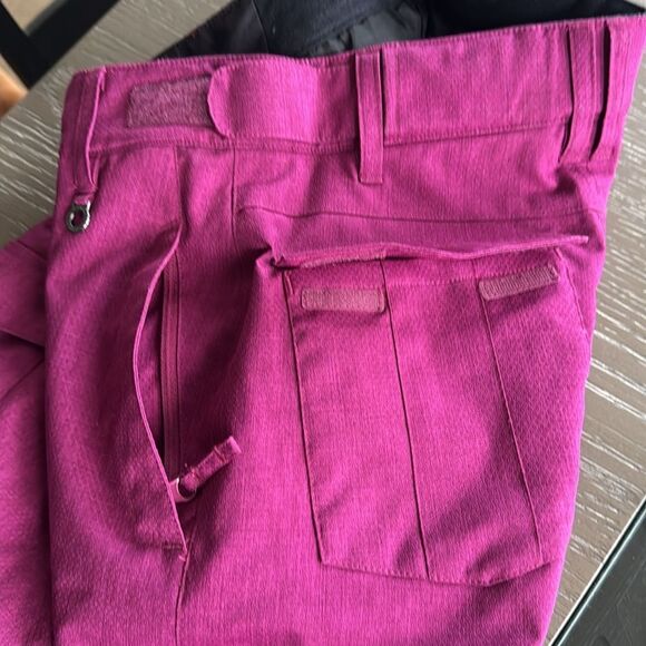 Roxy Kids Casual Bottoms in Burgundy - Picture 14 of 16
